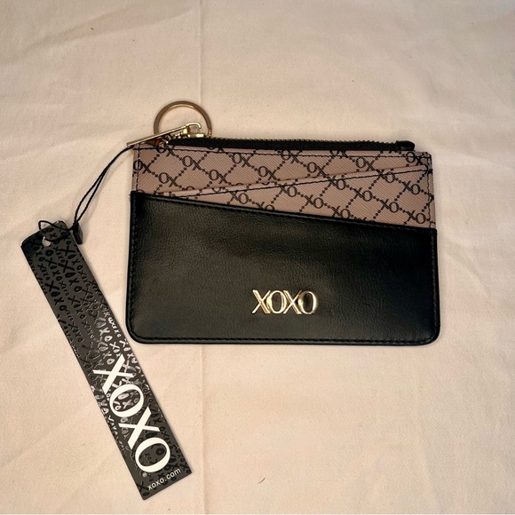 NWT 🥀 XOXO Women's Faux Leather Credit Card Holder Wallet - Picture 2 of 6
